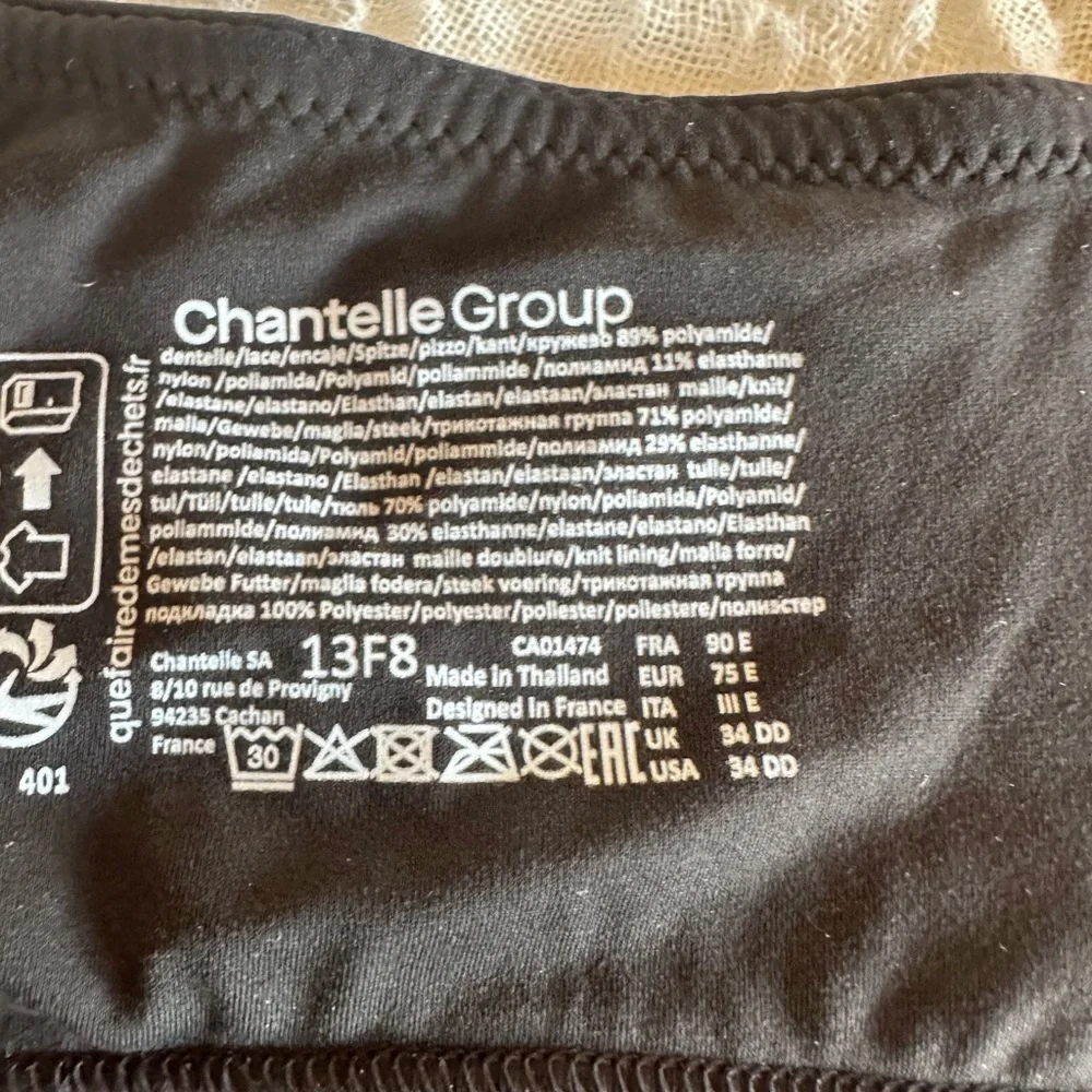 Chantelle Norah Wirefree Bra 34DD Black Lace Supportive Comfort